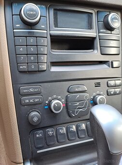 Volvo xc90 D5 Summum 4x4 2007, 2 sady kol - 11