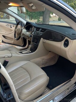 MERCEDES BENZ CLS 320 CDI - 11