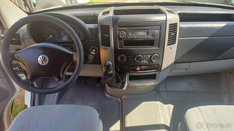VW Crafter 2.5 TDI 9 Míst Klimatizace Nová STK Spolehlivé - 11
