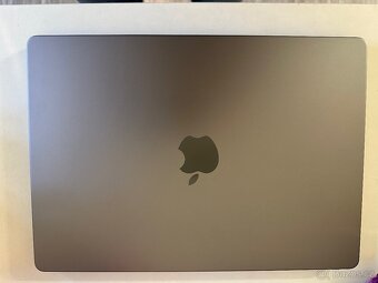 MacBook Pro M2 14" 512GB 16GB RAM - 11