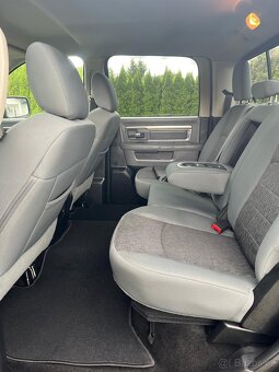 Dodge Ram 1500 5.7 HEMI 4X4 - 2016 - 11