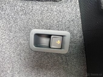 Škoda Karoq Sportline 2.0TDI 4x4 DSG FULL LED TAŽNÉ KAMERA K - 11