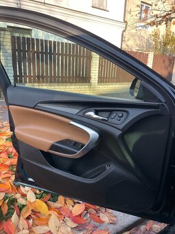 Insignia 2.0 BiTurbo,Kůže,PANO,OPC line - 11