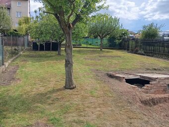 ZAHRADA S GARÁŽÍ TRMICE U ÚSTÍ NAD LABEM - 11