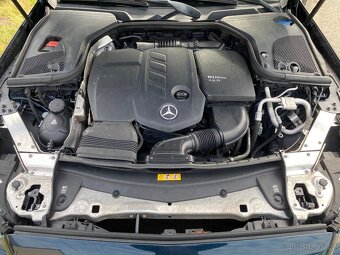 Mercedes E220d TOP STAV - 11