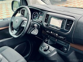 Pronájem Toyoty Proace pro 8 osob - 11