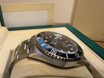 Rolex Submariner 16610LN (2010) – NOS, Full Set - 11