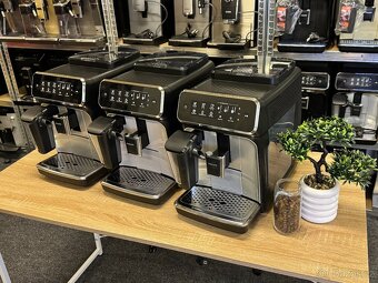 Kávovar Philips EP3246 LatteGo - 11