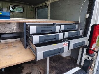 CITROEN JUMPER Servisní vůz s vestavbou  - DÍLNA/KANCELÁŘ - 11