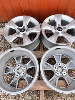 5x114,3 R16 originál alu disky Hyundai i40 - ET 40 - 11