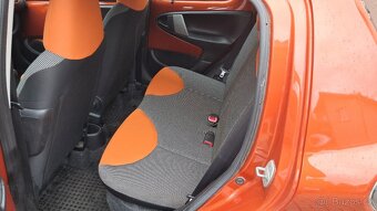 TOYOTA  AYGO 1.0i / KLIMATIZACE - 11