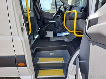 Volkswagen Crafter 2.0 TDI BUS + pro 4 invalidy, odpočet DPH - 11