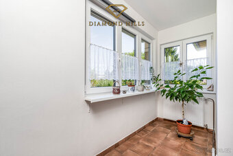 Prodej rodinného domu s pozemkem 1545m², Mukařov, Srbín - 11