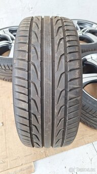 Alu kola Hyundai 18" 5x114,3 letní pneu 225/40 R18 7-8mm i3 - 11