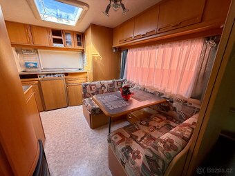 Karavan Adria Unica 460 - MOVER/ PŘEDSTAN /4 místa na spaní - 11