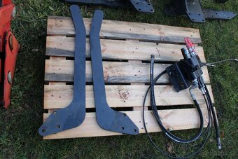 Čelní nakladač Metal technik tytan mt 02 výborný stav - 11