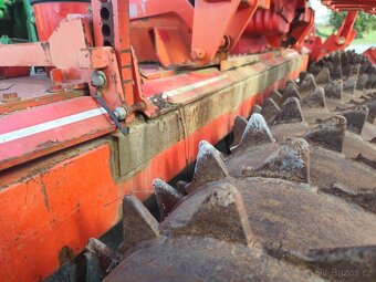 Secí kombinace KUHN - 11