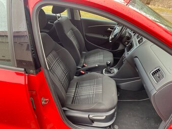 VOLKSWAGEN POLO   1.0MPI   2015 - 11