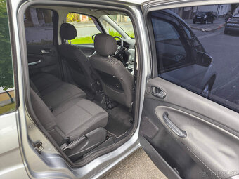 Ford Galaxy 2.0TDCi 103kW Autoklima Alu - 11