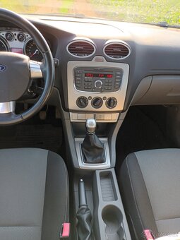 FORD FOCUS klima / parkovací senzory - 11