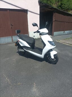 Prodám elektro skútra YADEA T2 - 11