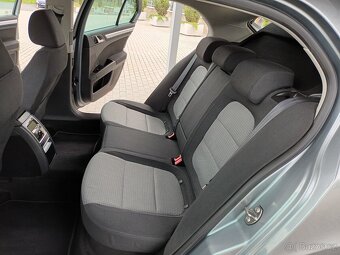 Škoda Superb 2,0 TDI,103KW,MANUÁL,TEMPOMAT - 11