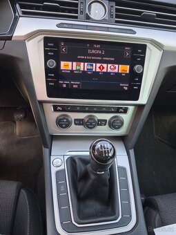 Volkswagen Passat B8 rok 2018 - 11