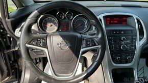 Opel Astra 1.4T 88kW ALU,Tempomat,1Maj - 11