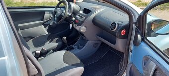 Toyota Aygo 1.0 50kw - 11