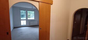 Prodej bytu 3+1 Rožnov pod Rahostěm, ul. Valašská - 11