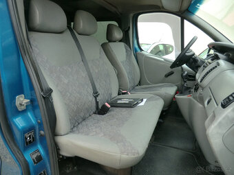 Opel Vivaro, 2.5CDTi 6 MÍST TAŽNÉ ZAŘÍZENÍ - 11