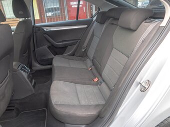 Škoda Octavia ČR 1.2TSI – NAVIGACE - 11