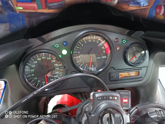 Honda CBR 600 F - 11