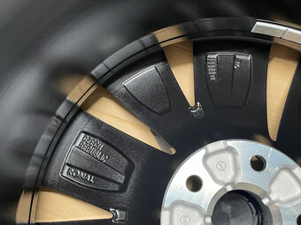 NOVÁ SADA ŠKODA SUPERB 3 PROPUS 235/45/18 94W SEALTECH - 11