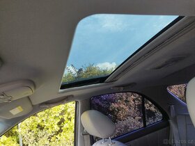 KIA SORENTO 2.5CRDI 4x4 103KW AUTOMAT SERVISKA - 11