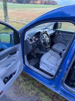 VW Caddy 1.9tdi DSG - 11