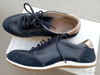 Dámské kožené tenisky - 11