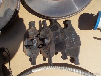 Díly 7. ford Focus III 1.0 EcoBoost 74kw - 11