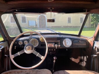 Tatra 87 - 11