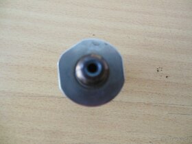 AUDI 057 130 764,059 130 758 L ,06A 919 501A - 11