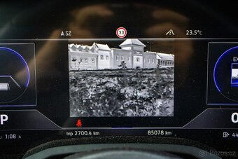 Volkswagen Touareg 3.0 R-Line / Night Vis, Pano, SK auto - 11