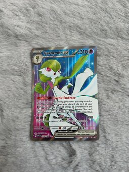 Pokemon - Scarlet a Violet - 11