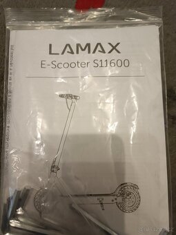 Elektro koloběžka LAMAX E-Scooter S11600 - 11