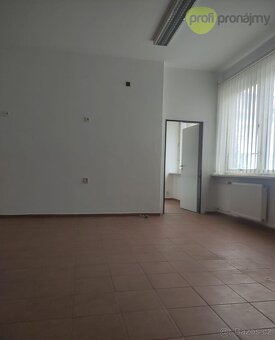 Pronájem obchodního prostoru 127 m² - 11
