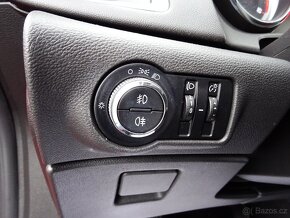 Opel Astra 2.0CDTi 121kW Sport ČR r.v. 2012 - 11