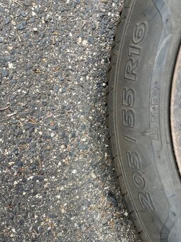 PNEU ZIMNÍ 205/55 R16 - 11