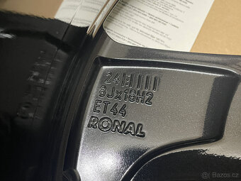 ŠKODA SUPERB 4 NOVÉ ALU TRISULI BLACK 8x18 ET44 - 11