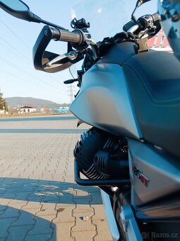 Moto guzzi v 85tt E4 2019 pouze 9tkm - 11