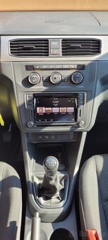 VW Caddy 1,4TSi 96kW benzín Trendline r.v.2020 DPH - 11