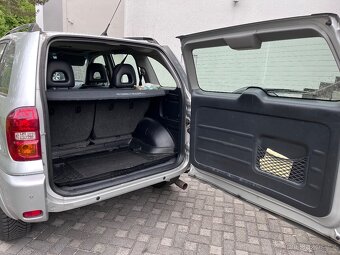 Rav4 2.0  VVTI benzin rok 2006 - 11